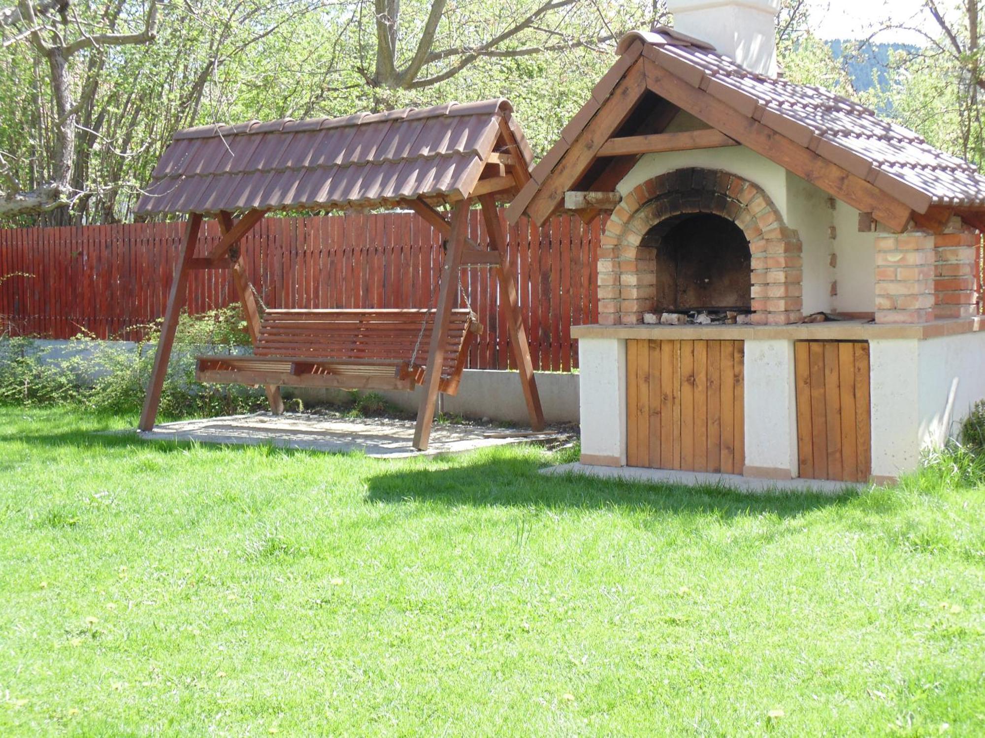 Hotel Casa Dancs Covasna Exterior foto