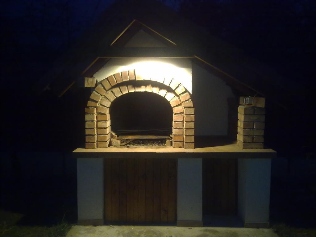 Hotel Casa Dancs Covasna Exterior foto