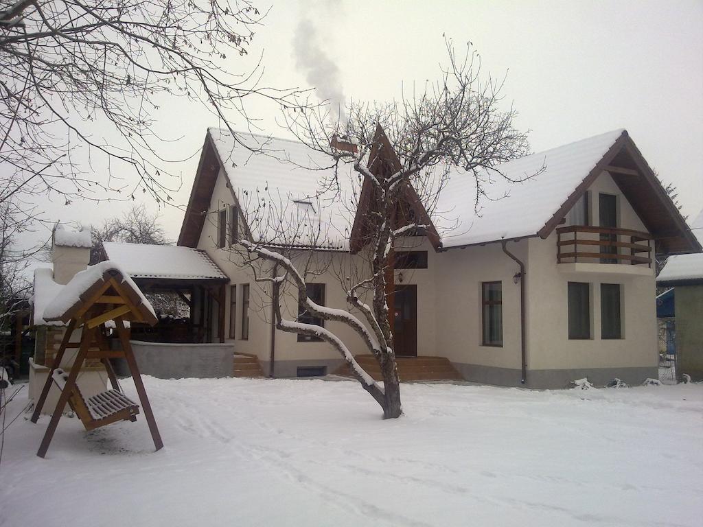 Hotel Casa Dancs Covasna Exterior foto