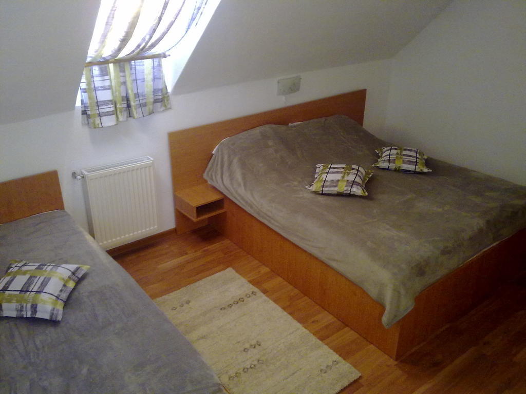 Hotel Casa Dancs Covasna Habitación foto